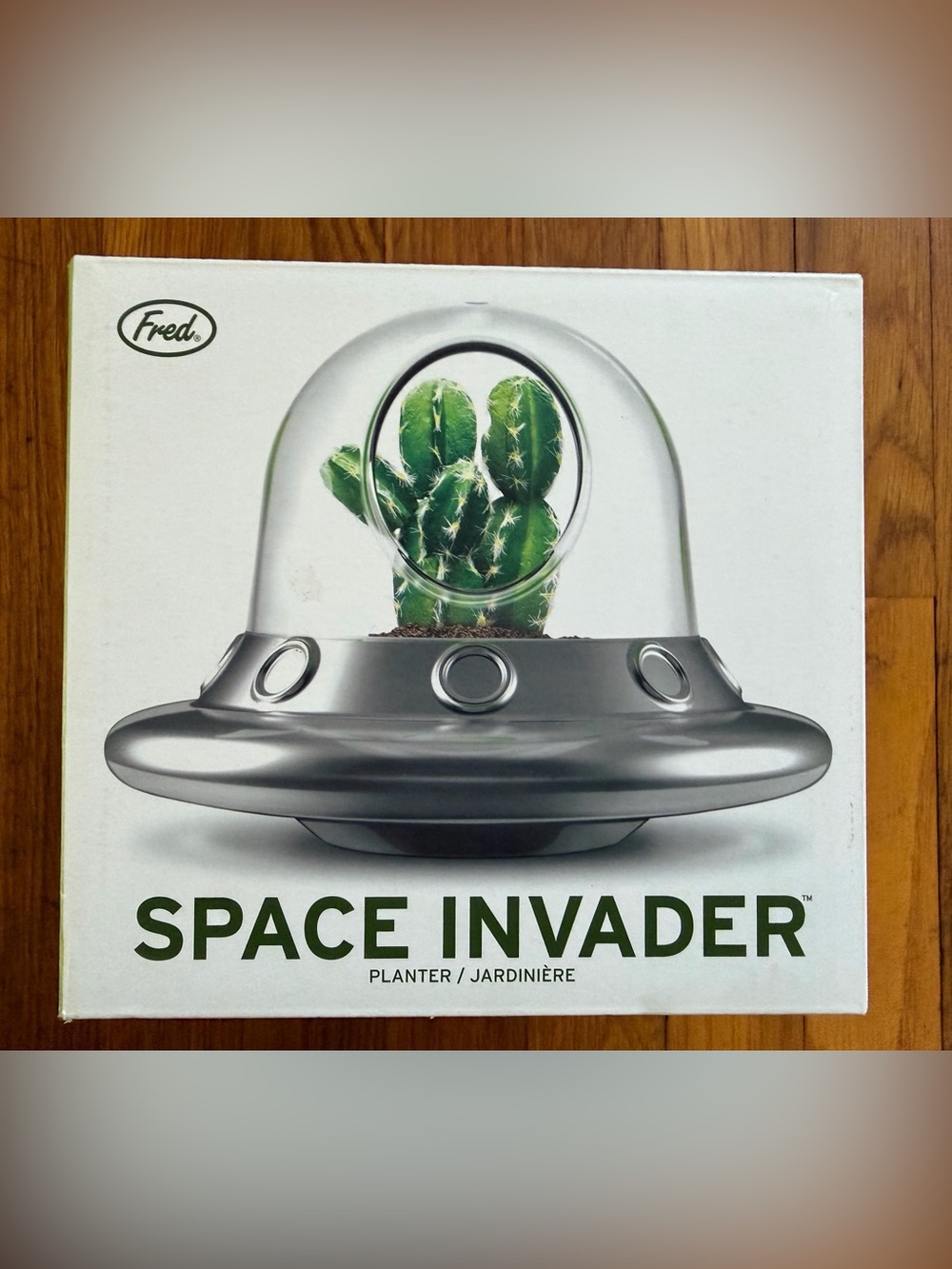Planter hanging Space ship